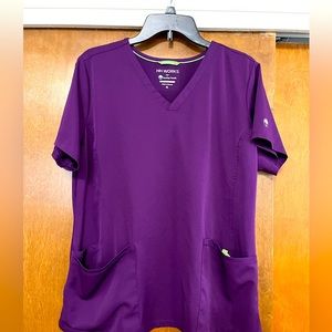HH works plum scrub top size XL
